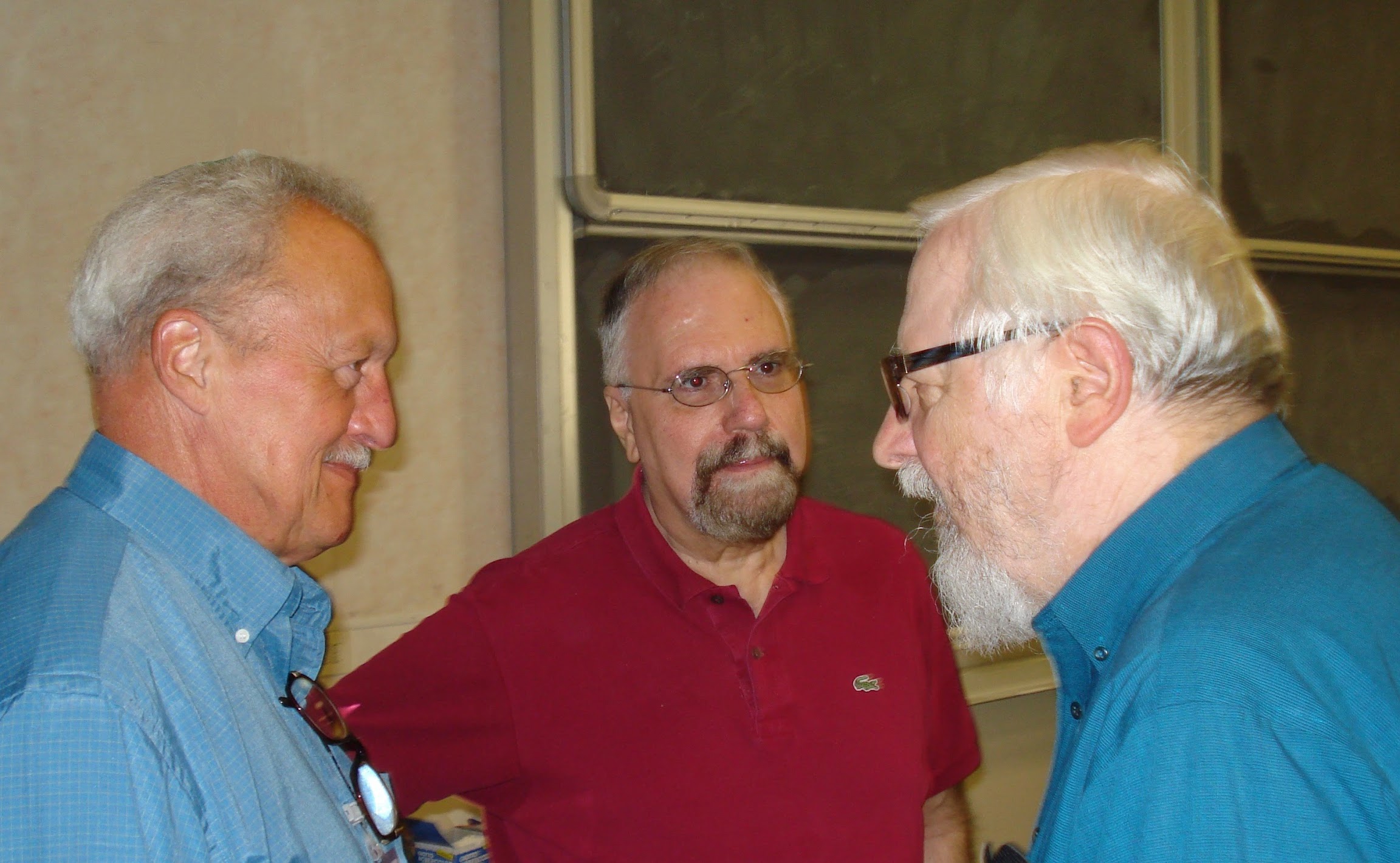 Massimo Galuzzi (1943-2023) and Stefano Kasangian with Bill in 2013 at University of Milan Mathematics Department, known as "Via Saldini", during the memorial conference for Aurelio Carboni. 